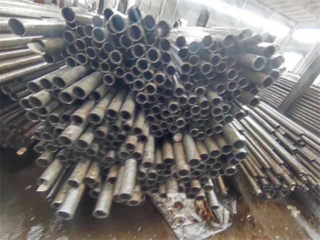 双鸭山精密无缝钢管生产供应